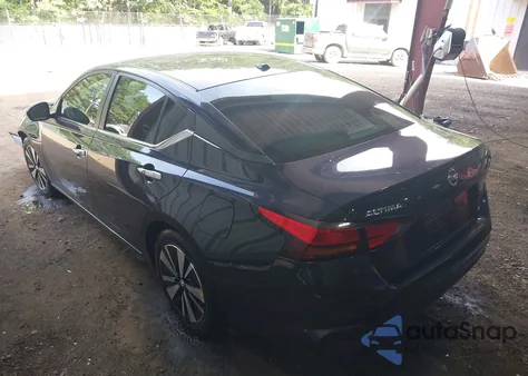 2021 Nissan Altima Sv z USA, uszkodzony, nr VIN 1N4BL4DV5MN418226